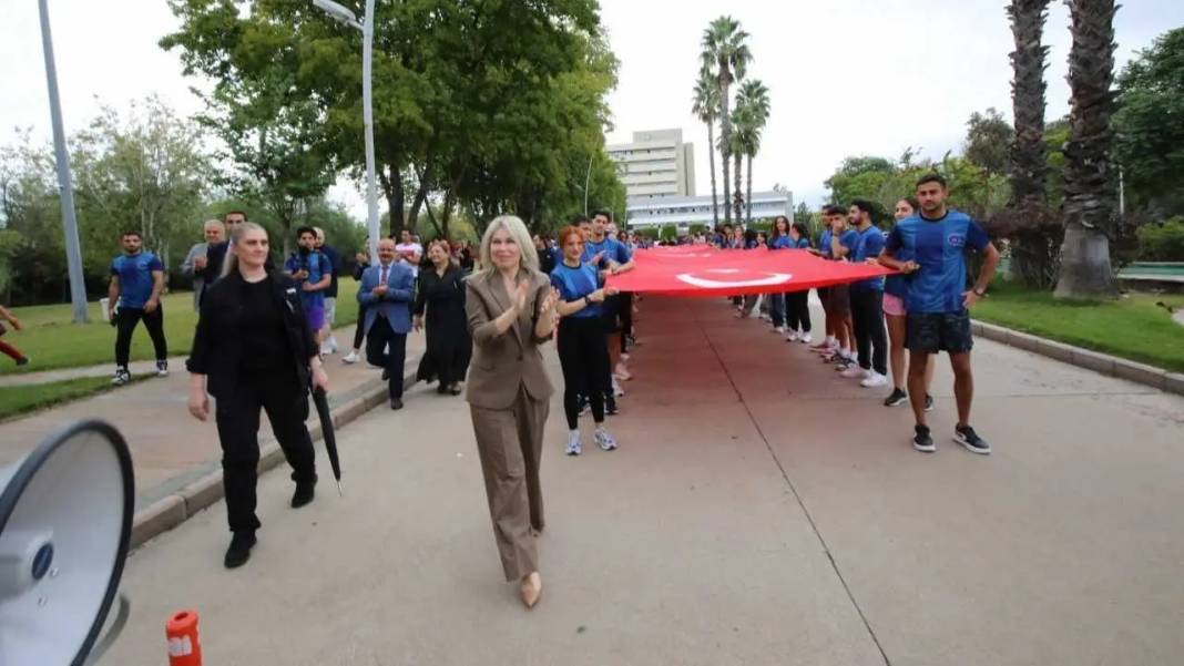 Akdeniz Üniversitesi’nde Cumhuriyet Coşkusu Koşuyla Zirve Yaptı! 2